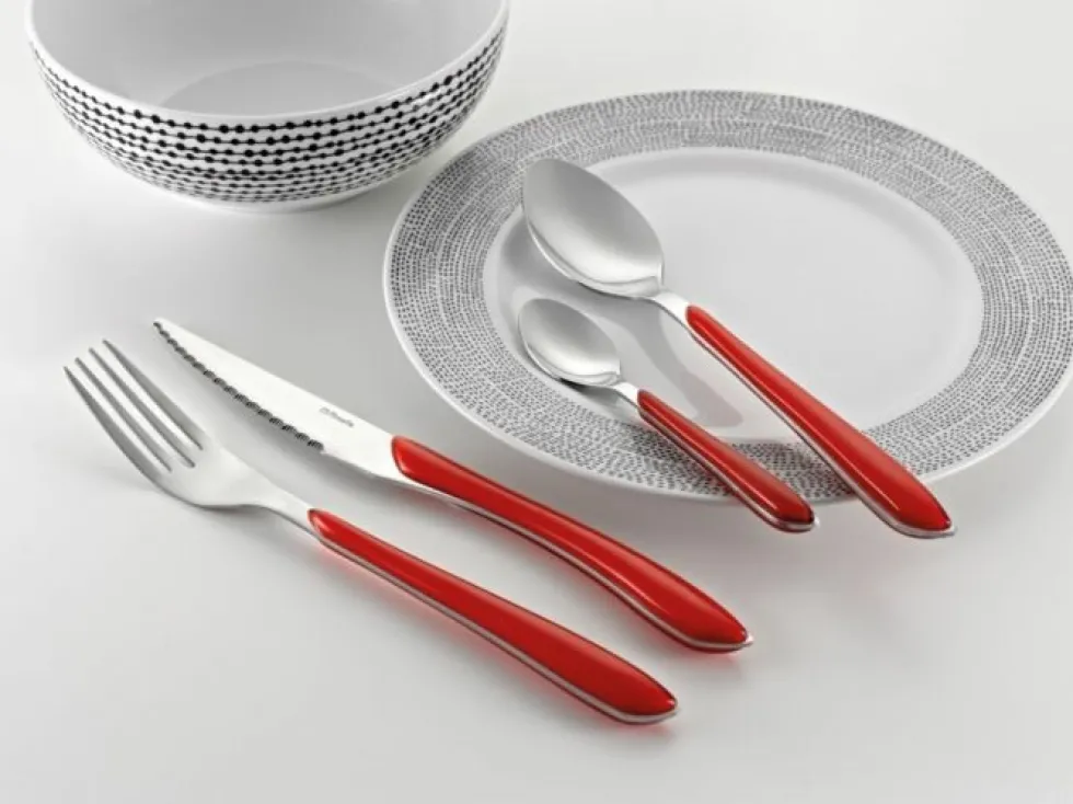Bestekset 24 delig Eclat rood Amefa