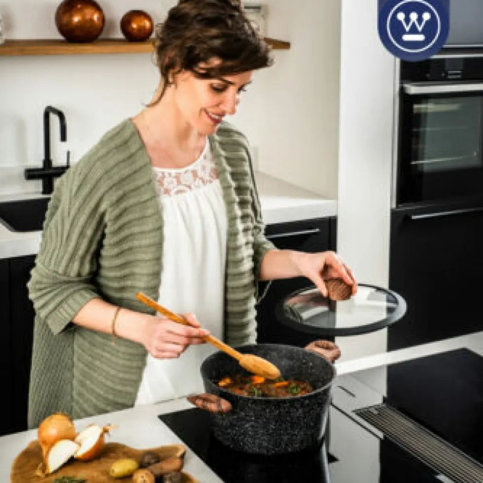 Kookpan 24 cm Black Marble Wood Westinghouse
