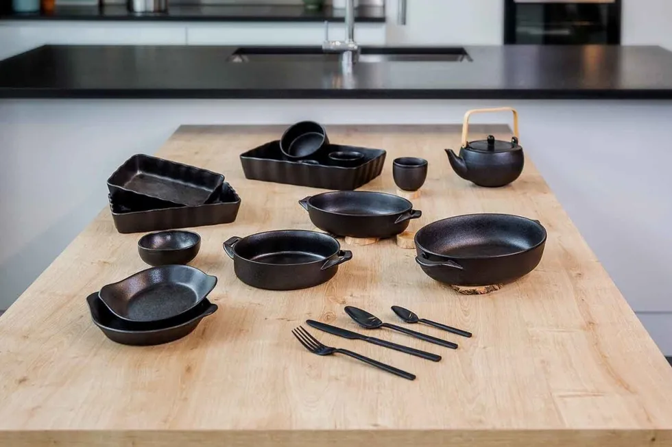 Ovenschaal 26,5 x 6,5 cm met 2 grepen Yara Black